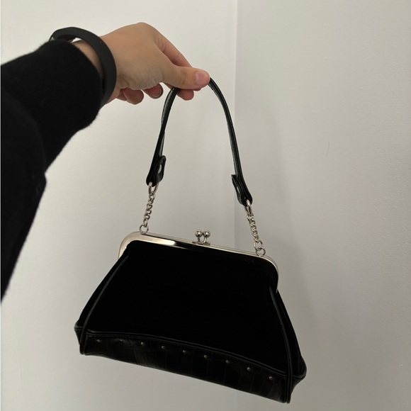 Vintage Black Purse - Picture 1 of 5